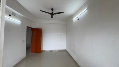 Bedroom Image of 1100 Sq.ft 3 BHK Apartment / Flat for rent in Swagat Skyline, Rajarhat Kolkata for Rs. 14000