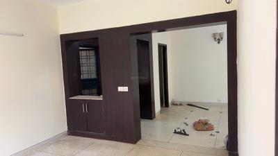 Living Room Image of 1900 Sq.ft 3 BHK Builder Floor for rent in Sector 50 Gurgaon for Rs. 50000