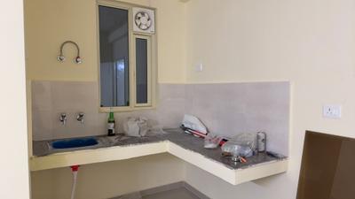 Kitchen Image of 430 Sq.ft 1 BHK Apartment / Flat for sale in Pyramid Infinity, Southern Peripheral Road Gurgaon for Rs. 5500000
