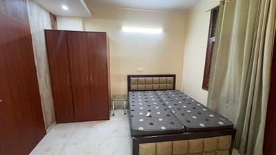 Bedroom Image of 600 Sq.ft 1 BHK Apartment / Flat for rent in Sushant Lok Phase 1 Gurgaon for Rs. 29000