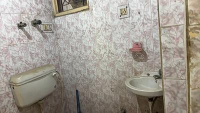 Image of 1700 Sq.ft 3 BHK Apartment / Flat for rent in Vasundhara, Ghaziabad for Rs. 26000