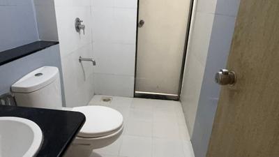 Bathroom Image of 650 Sq.ft 1 BHK Apartment / Flat for sale in Paranjape Blue Ridge, Hinjawadi Pune for Rs. 4999999