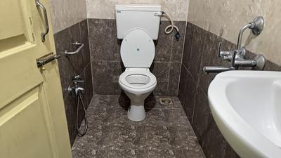 Image of 900 Sq.ft 2 BHK Apartment / Flat for sale in Chembur, Mumbai for Rs. 19000000