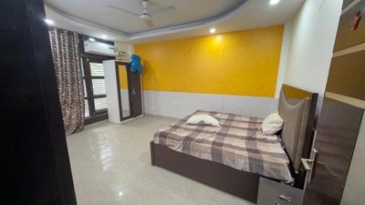 Bedroom Image of 1800 Sq.ft 4 BHK Builder Floor for sale in Sector 19 Dwarka New Delhi for Rs. 28500000