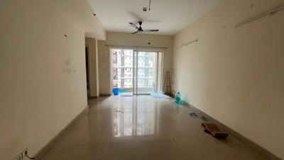 Living Room Image of 1045 Sq.ft 2 BHK Apartment / Flat for sale in Paras Tierea, Sector 137 Noida for Rs. 8300000