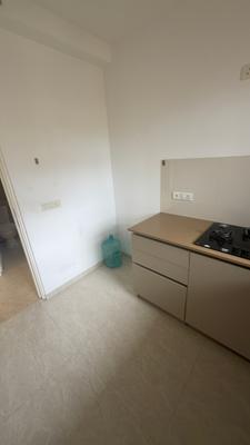 Kitchen Image of 650 Sq.ft Studio Apartment / Flat for rent in Hiranandani Solitaire, Thane West Thane for Rs. 33000