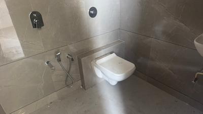 Image of 1775 Sq.ft 3 BHK Apartment / Flat for rent in Radhe Greens, New Maninagar, Ahmedabad for Rs. 20000