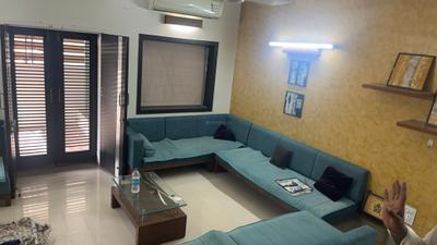 Living Room Image of 3000 Sq.ft 4 BHK Villa for rent in Armaan Bungalows, Bodakdev Ahmedabad for Rs. 75000