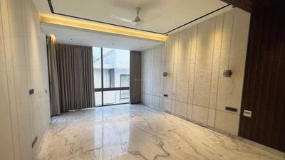 Living Room Image of 2925 Sq.ft 4 BHK Builder Floor for sale in Model Town New Delhi for Rs. 50000000