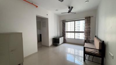 Living Room Image of 650 Sq.ft 2 BHK Apartment / Flat for rent in Kalpataru Immensa, Thane West Thane for Rs. 42000