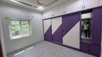 Bedroom Image of 1250 Sq.ft 2 BHK Apartment / Flat for rent in Shilpa Hills Hyderabad for Rs. 32000