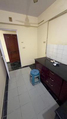 Kitchen Image of 700 Sq.ft 1 BHK Apartment / Flat for rent in Hiranandani Leonardo, Hiranandani Estate Thane for Rs. 25000