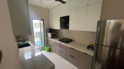 Kitchen Image of 1350 Sq.ft 2 BHK Builder Floor for sale in Vatika Xpressions, Sector 88B Gurgaon for Rs. 18000000