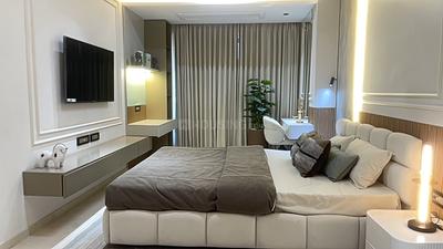 Bedroom Image of 2450 Sq.ft 4 BHK Apartment / Flat for sale in Gurukrupa Alaknanda, Juhu Mumbai for Rs. 165500000