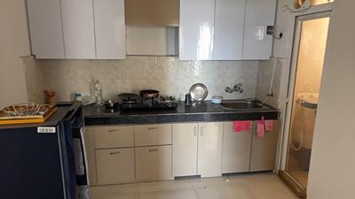Kitchen Image of 1000 Sq.ft 2 BHK Apartment / Flat for sale in Signature Global The Millennia, Sector 37D Gurgaon for Rs. 6850000