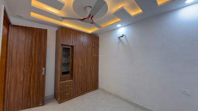 Bedroom Image of 950 Sq.ft 3 BHK Builder Floor for rent in Razapur Khurd New Delhi for Rs. 20000