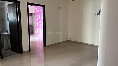 Living Room Image of 955 Sq.ft 2.5 BHK Builder Floor for rent in Nirala Estate, Noida Extension Greater Noida for Rs. 20000