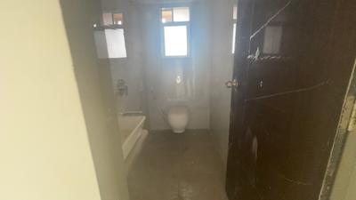 Bathroom Image of 1000 Sq.ft 2 BHK Apartment / Flat for sale in Elite The Crown, Chembur Mumbai for Rs. 22500000