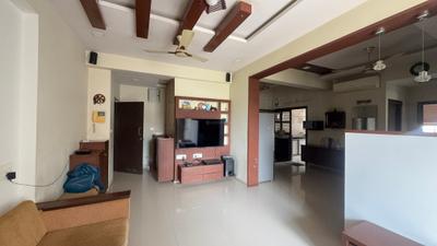 Living Room Image of 1700 Sq.ft 3 BHK Apartment / Flat for sale in Shaligram Flora, Thaltej Ahmedabad for Rs. 19500000