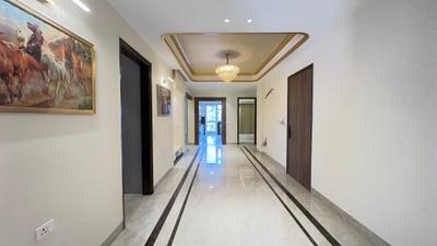 Living Room Image of 2700 Sq.ft 4 BHK Builder Floor for sale in Ansal Versalia, Sector 67 Gurgaon for Rs. 26500000