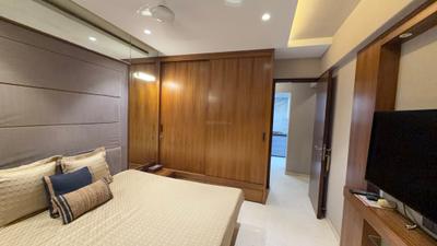 Bedroom Image of 850 Sq.ft 2 BHK Apartment / Flat for rent in Khar West Mumbai for Rs. 240000
