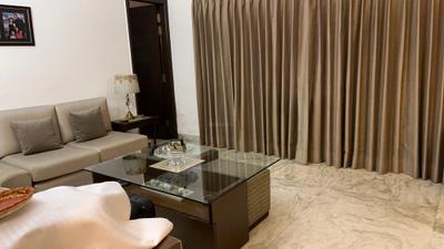 Living Room Image of 2100 Sq.ft 8 BHK Independent House for sale in Sector 43 Gurgaon for Rs. 107000000