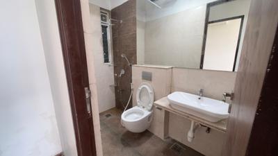 Image of 1450 Sq.ft 3 BHK Apartment / Flat for rent in Omkar Alta Monte, Malad East, Mumbai for Rs. 130000