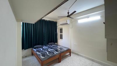 Bedroom Image of 1300 Sq.ft 3 BHK Apartment / Flat for rent in Race Course Vadodara for Rs. 25000