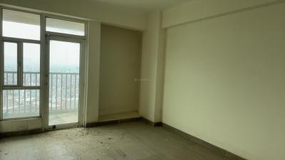 Bedroom Image of 1290 Sq.ft 2 BHK Apartment / Flat for sale in Gaur City 2 16th Avenue, Noida Extension Greater Noida for Rs. 9850000