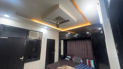 Bedroom Image of 1000 Sq.ft 2 BHK Builder Floor for sale in Mansarover Garden New Delhi for Rs. 12000000