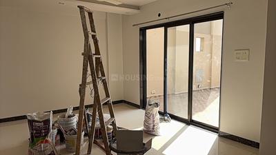 Living Room Image of 2800 Sq.ft 4 BHK Apartment / Flat for rent in Shreeji Luxuria, Govind Nagar Nashik for Rs. 40000