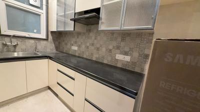 Kitchen Image of 600 Sq.ft 1 BHK Builder Floor for rent in Sector 57 Gurgaon for Rs. 40000