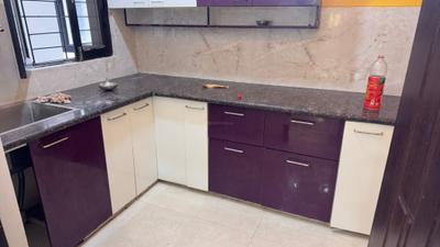 Kitchen Image of 1250 Sq.ft 2 BHK Builder Floor for rent in Garg Enclave Extension, Indira Nagar Lucknow for Rs. 15500