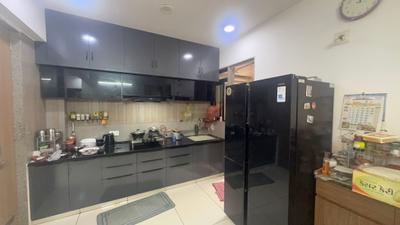 Kitchen Image of 1775 Sq.ft 3 BHK Apartment / Flat for sale in Pushp Mahadev, New Maninagar Ahmedabad for Rs. 6500000