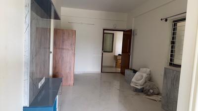 Living Room Image of 900 Sq.ft 2 BHK Apartment / Flat for rent in DS Synergy, Agrahara Layout Bengaluru for Rs. 26000