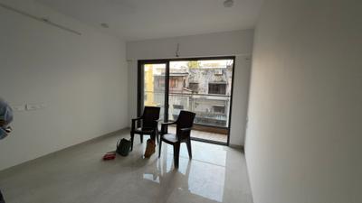 Living Room Image of 950 Sq.ft 2 BHK Apartment / Flat for rent in Vile Parle East Mumbai for Rs. 150000