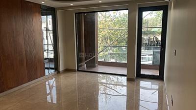 Bedroom Image of 2700 Sq.ft 4 BHK Builder Floor for sale in Kailash Colony New Delhi for Rs. 90000000