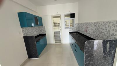 Kitchen Image of 900 Sq.ft 2 BHK Apartment / Flat for rent in Goel Ganga Altus Wing D And E, Kharadi Pune for Rs. 35000