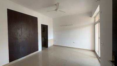 Bedroom Image of 1180 Sq.ft 2.5 BHK Apartment / Flat for rent in Amrapali Silicon City, Sector 76 Noida for Rs. 27000