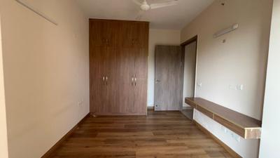 Bedroom Image of 2024 Sq.ft 3 BHK Apartment / Flat for sale in Emaar Palm Heights, Sector 77 Gurgaon for Rs. 25500000