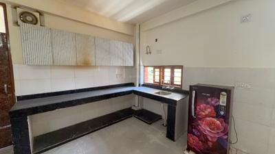 Kitchen Image of 400 Sq.ft 1 BHK Apartment / Flat for rent in Sector 39 Gurgaon for Rs. 24499