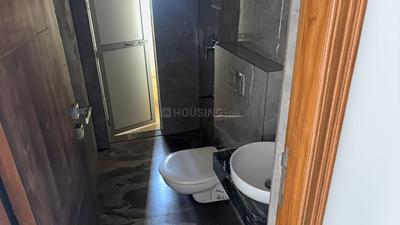 Bathroom Image of 650 Sq.ft 1 BHK Apartment / Flat for sale in Vishwajeet Soman Central, Kalyan West Kalyan for Rs. 6200000