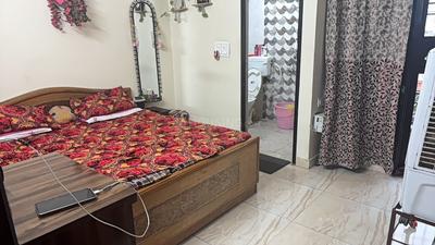 Bedroom Image of 720 Sq.ft 2 BHK Apartment / Flat for sale in Chhattarpur New Delhi for Rs. 4200000