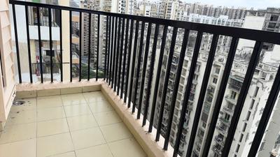 Image of 890 Sq.ft 2 BHK Apartment / Flat for sale in Gaurs 16th Avenue, Noida Extension, Greater Noida for Rs. 7900000