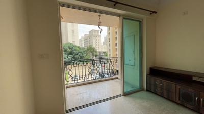 Living Room Image of 1550 Sq.ft 3 BHK Apartment / Flat for rent in Hiranandani Estate Thane for Rs. 75000