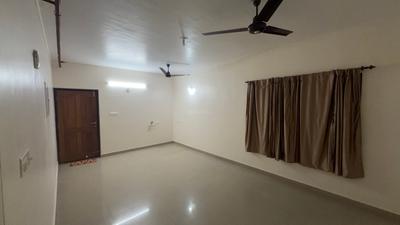 Living Room Image of 1565 Sq.ft 3 BHK Apartment / Flat for rent in Bellmare Builders Dynasty, Puzhathi Housing Colony Kannur for Rs. 27500