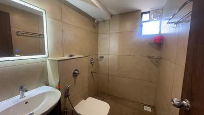 Bathroom Image of 557 Sq.ft 1 BHK Apartment / Flat for rent in Eroor Kochi for Rs. 35000