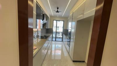 Kitchen Image of 3250 Sq.ft 4.5 BHK Builder Floor for sale in Ansal Esencia Sector 67, Sector 67 Gurgaon for Rs. 27000000