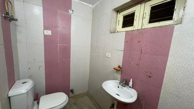 Image of 1500 Sq.ft 3 BHK Builder Floor for rent in Rajouri Garden, New Delhi for Rs. 50000