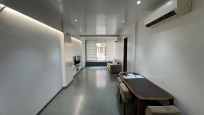 Living Room Image of 550 Sq.ft 1 BHK Apartment / Flat for rent in Cumballa Hill Mumbai for Rs. 150000